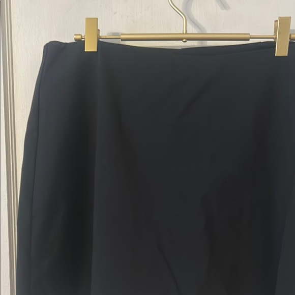 Classic Black Women's Skort - Picture 1 of 6